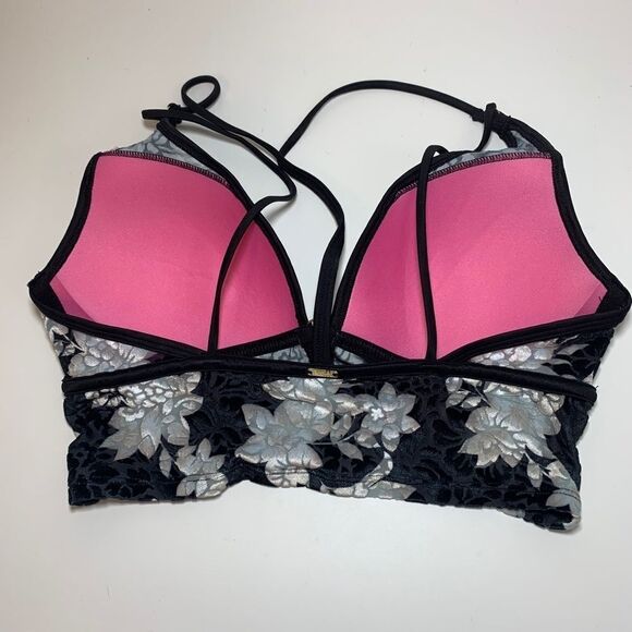 VS PINK Black Strappy Lace Bralette Size S… - Picture 2 of 3